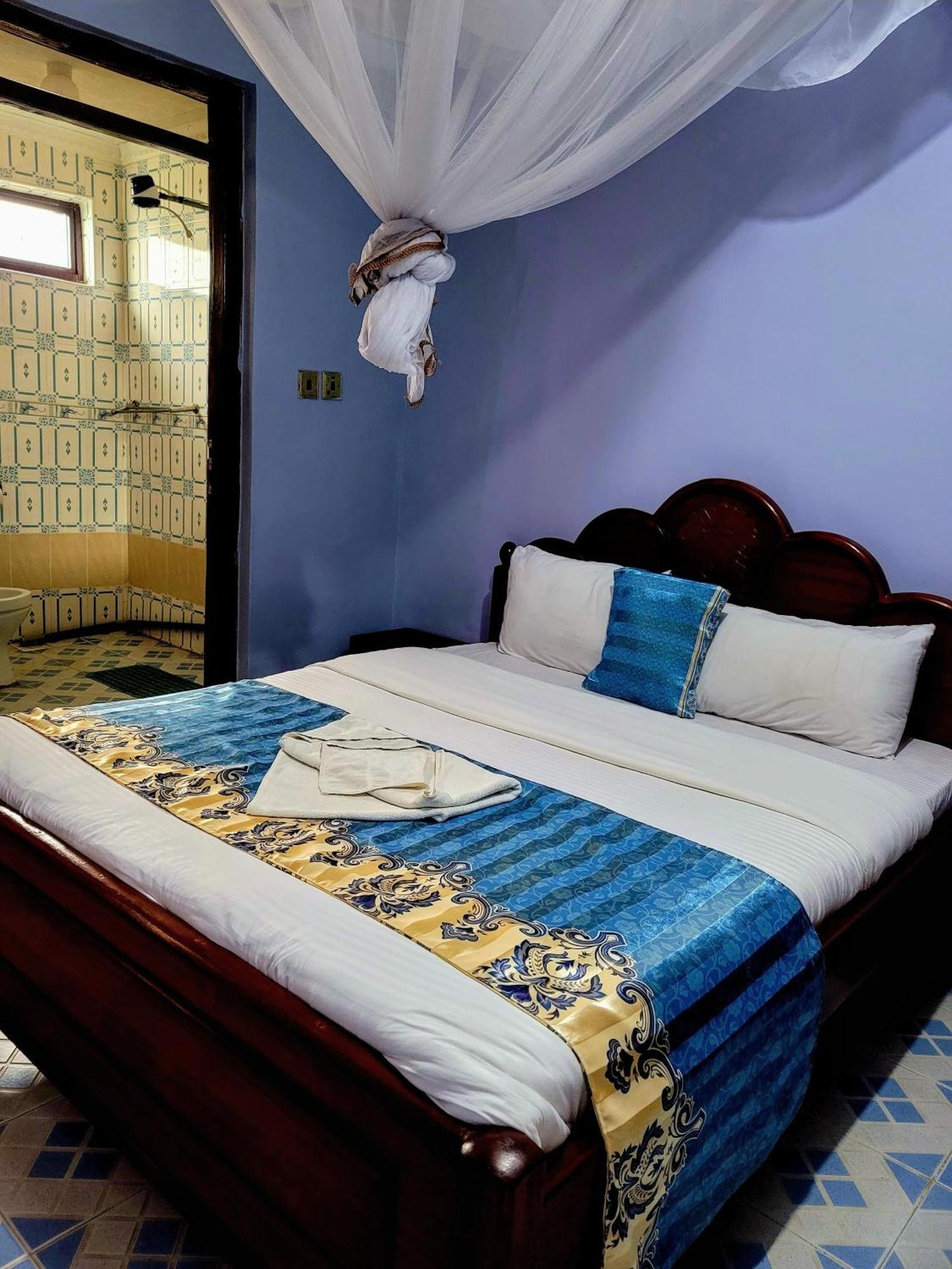 Apex Resort Nakuru Buitenkant foto