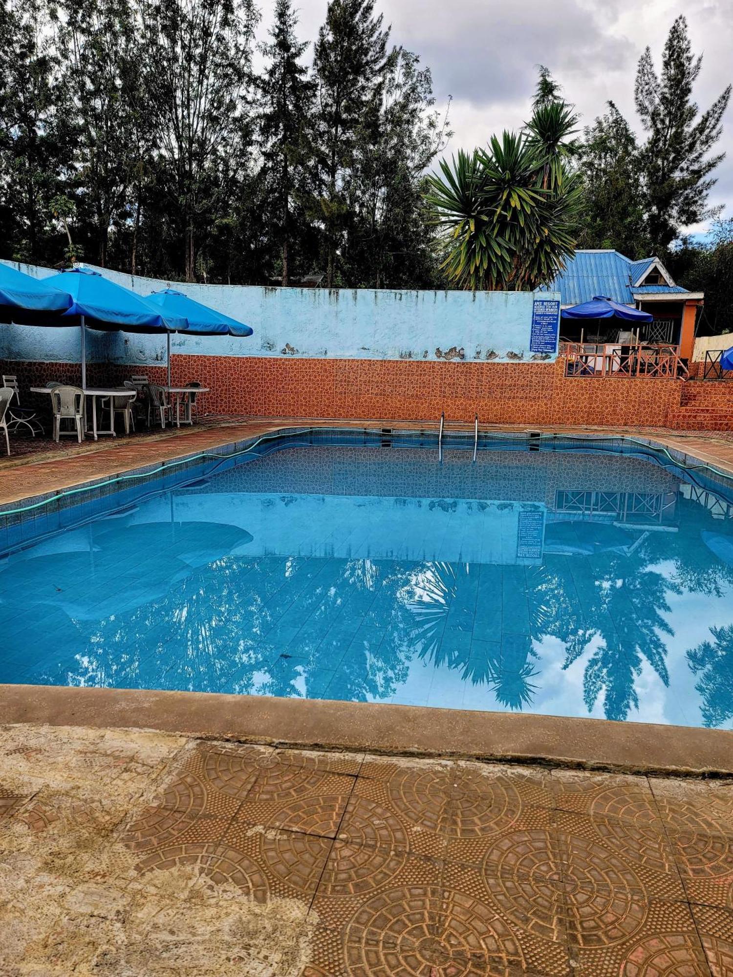 Apex Resort Nakuru Buitenkant foto