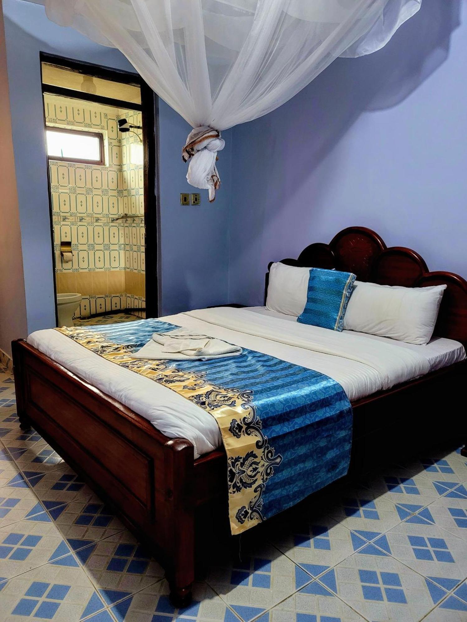 Apex Resort Nakuru Buitenkant foto